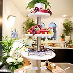 Boutiquehotel La Casa 5* توبنجن
