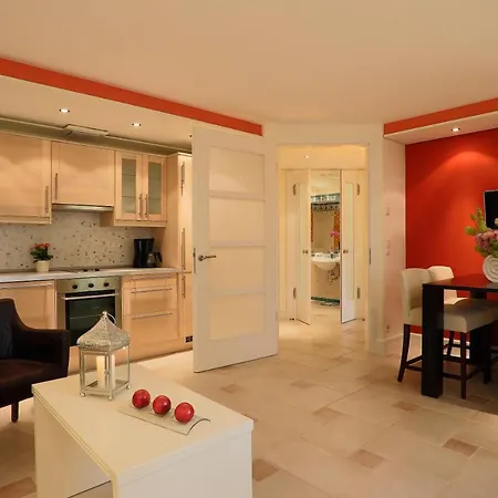 Отель Boutiquehotel La Casa Тюбинген