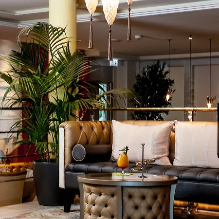 Boutiquehotel La Casa Otel 5*