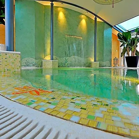 Szálloda Boutiquehotel La Casa 5*