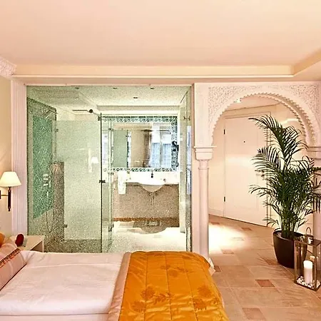 Boutiquehotel La Casa 5*