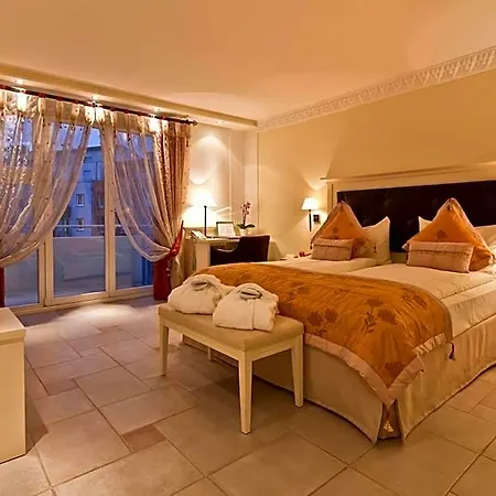 Szálloda Boutiquehotel La Casa 5*