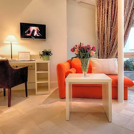 Boutiquehotel La Casa Szálloda 5*