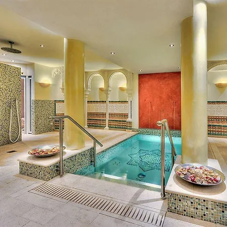 Szálloda Boutiquehotel La Casa 5*