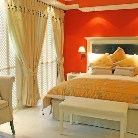 Boutiquehotel La Casa 5*