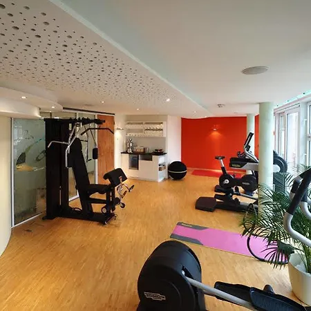 Отель Boutiquehotel La Casa 5*