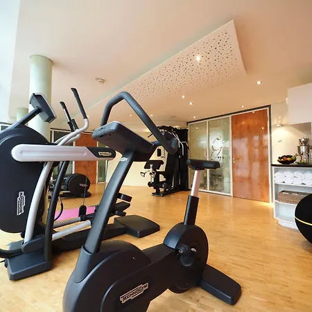 Отель Boutiquehotel La Casa 5*