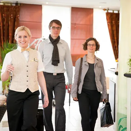 Отель Boutiquehotel La Casa Тюбинген