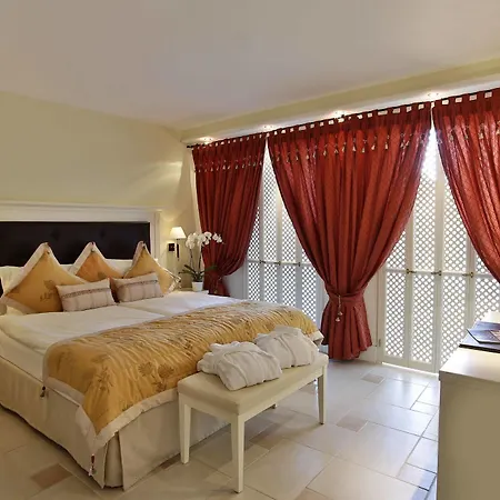 Boutiquehotel La Casa 5*