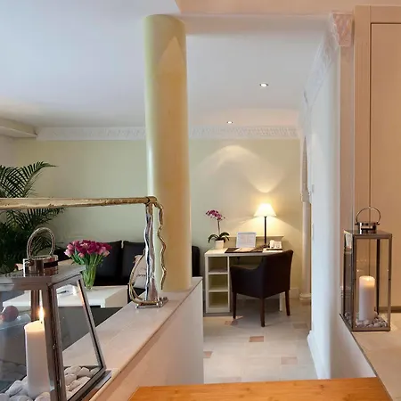 Отель Boutiquehotel La Casa 5*