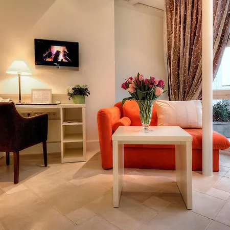 Отель Boutiquehotel La Casa Тюбинген